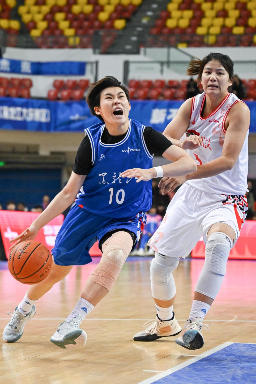 湖北男篮实现逆袭，赢得关键比赛