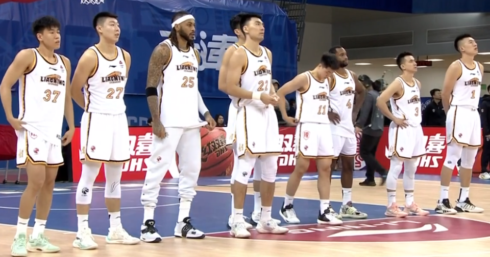 赵继伟17分辽宁胜宁波贺希宁38分深圳胜新疆(cba辽宁赵继伟新闻)