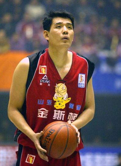 开云体育app-前深圳男篮中锋赵义明加盟湖北男篮，出战NBL联赛(李楠杜锋出任中国男篮主帅)