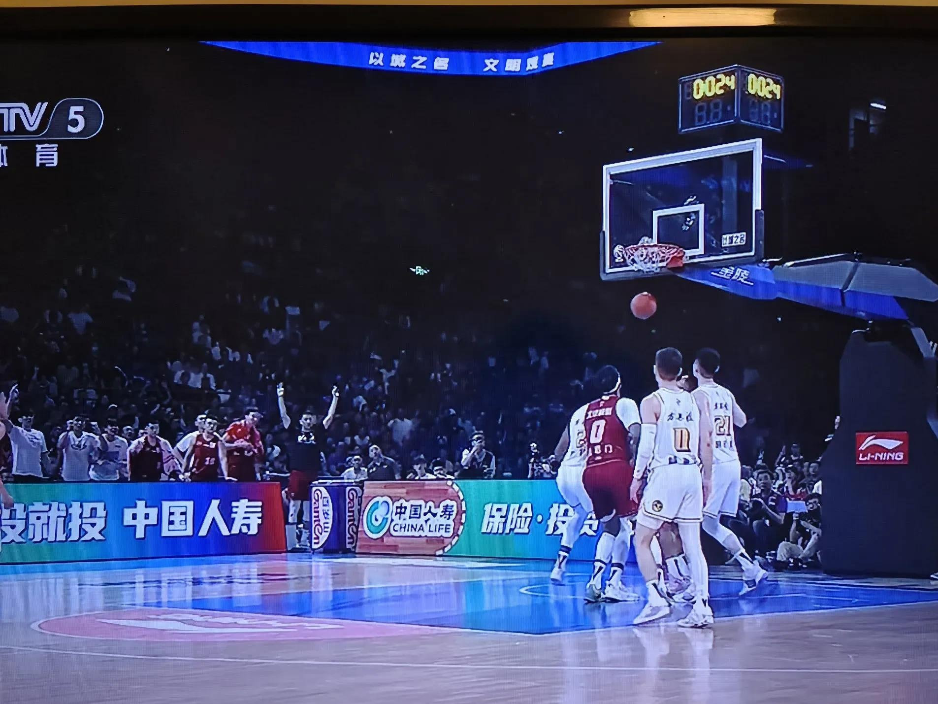 广西男篮分享战报常规赛第三轮主场不敌合肥男篮(广西省男子篮球联赛)