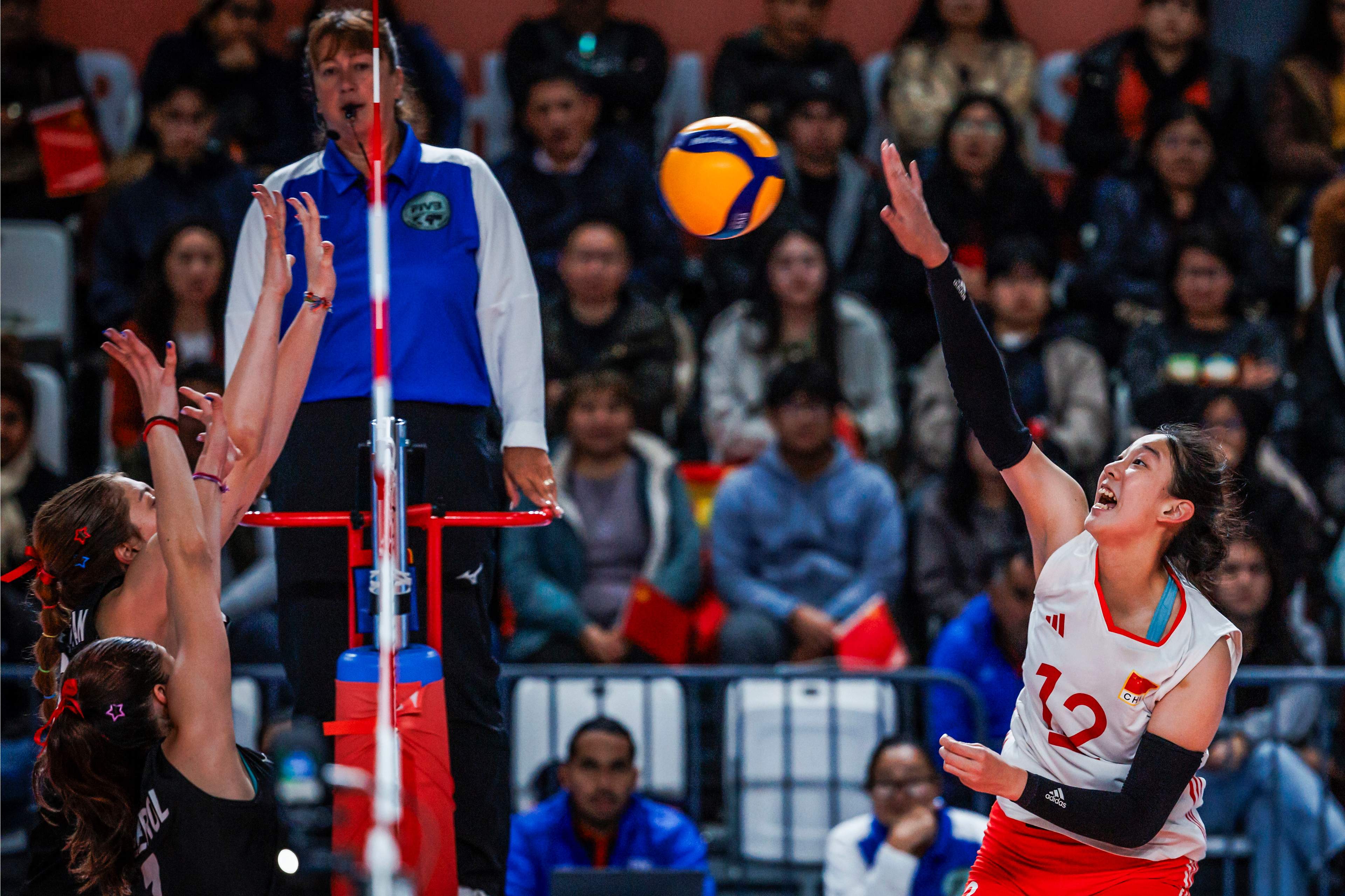 U19世锦赛16强出炉!中国女排17-24惊天逆转(世锦赛16强名单)