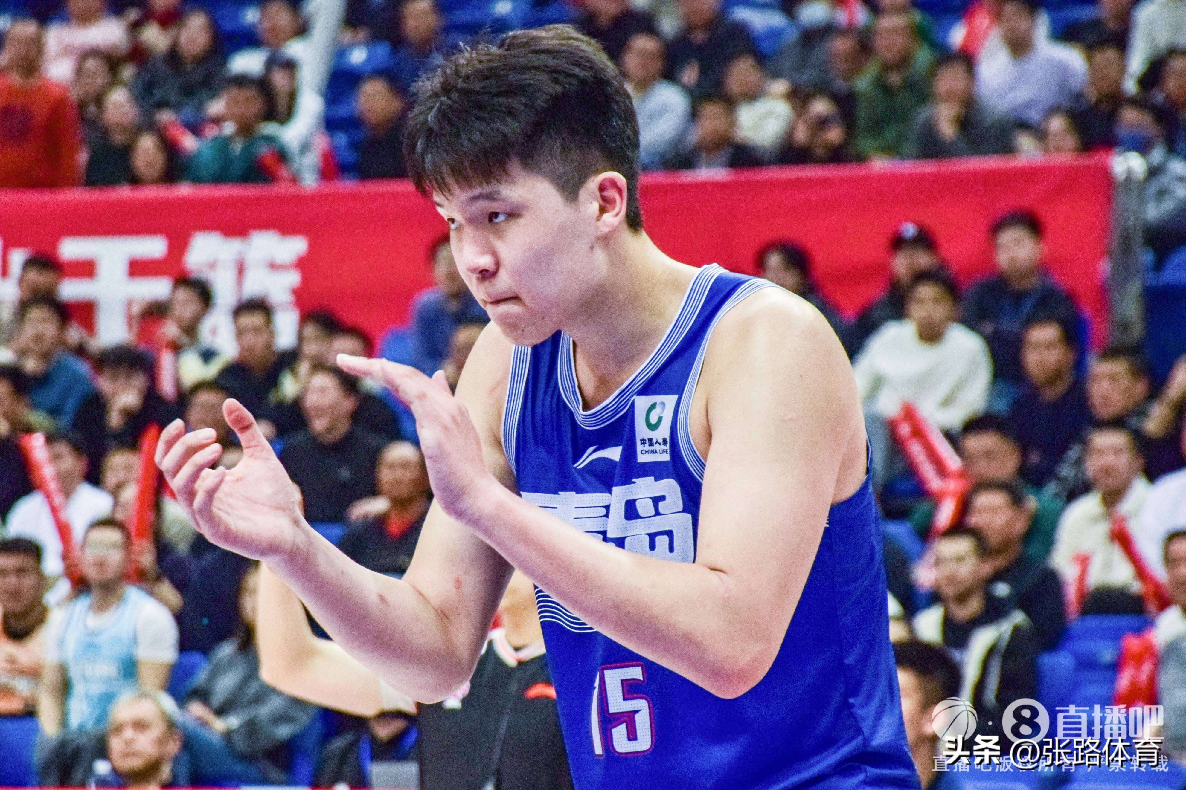 包含青岛更新杨瀚森特训！NBA级教练一对一强化投篮，好性格助力融入的词条
